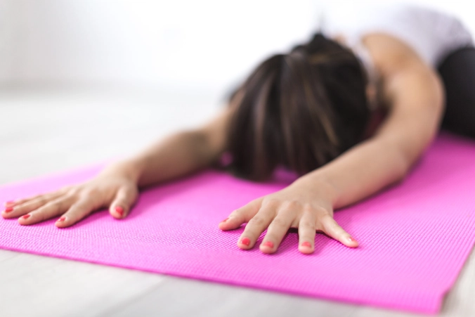 Le yoga, c’est reconnu, ça guérit. Ça fait du bien. C’est thérapeutique.